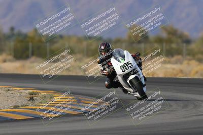 media/Dec-17-2022-SoCal Trackdays (Sat) [[224abd9271]]/Turn 7 Set 1 (1125am)/